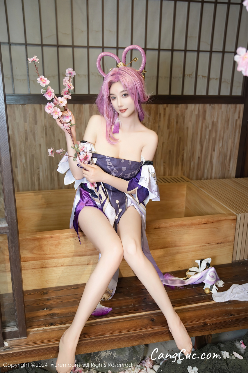 Watch sexy XIUREN No.8943 Yang Chen Chen (杨晨晨Yome) photos